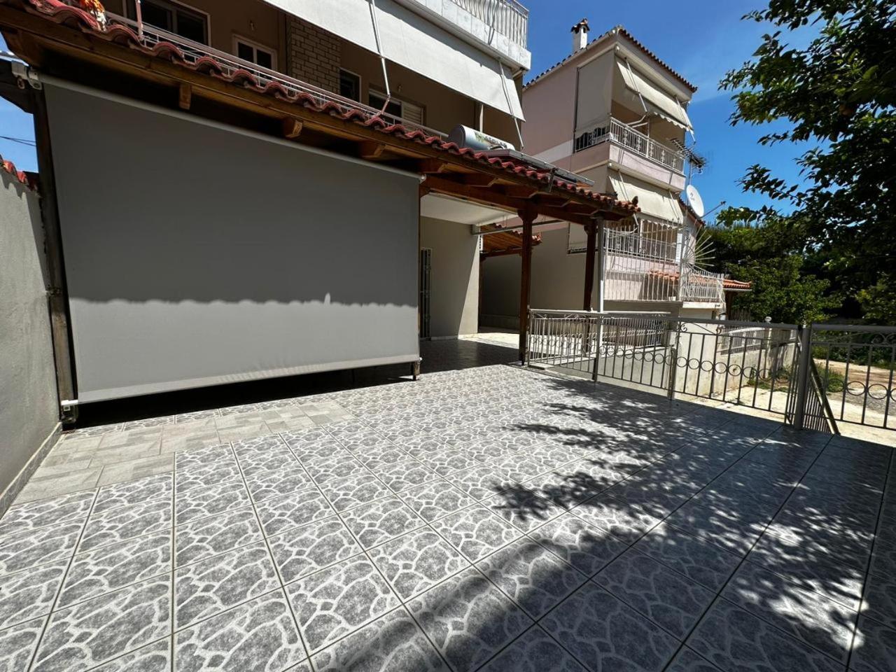 La Vita Apartments-Near Airport & Sea Artemida  Pokoj fotografie