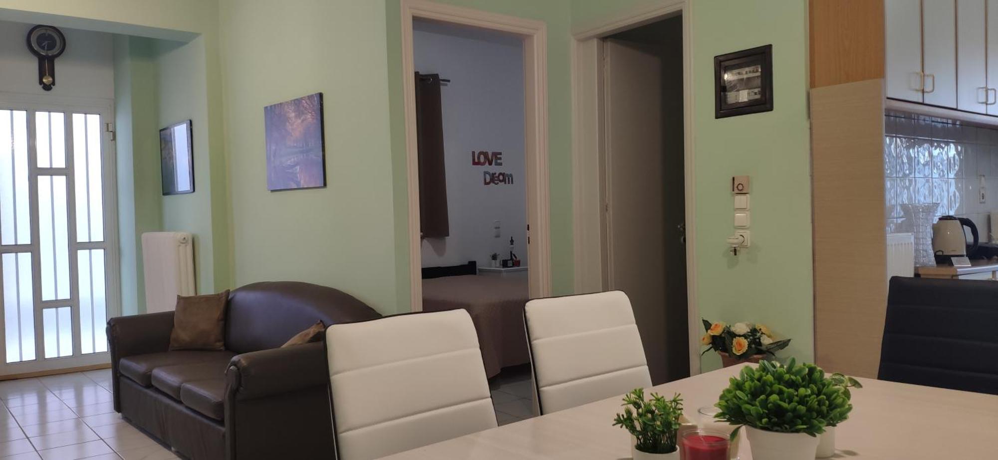 La Vita Apartments-Near Airport & Sea Artemida  Pokoj fotografie